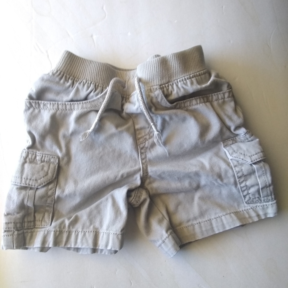 Jumping beans shorts 2t